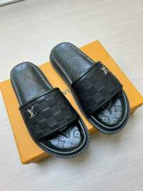 Picture of Louis Vuitton Slippers _SKULVsz38-46jyh0909753